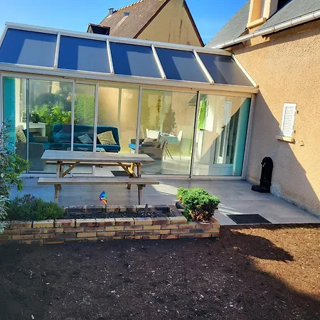 Jolie Maison De Cyprange Holiday home
