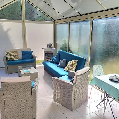 Jolie Maison De Cyprange * Pirou