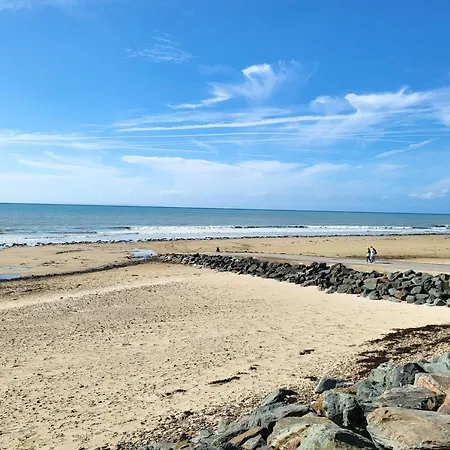 Jolie Maison De Cyprange * Pirou