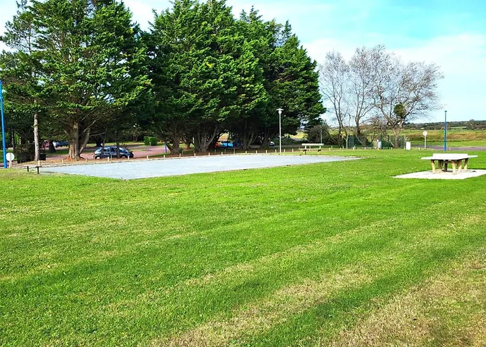 Jolie Maison De Cyprange * Pirou